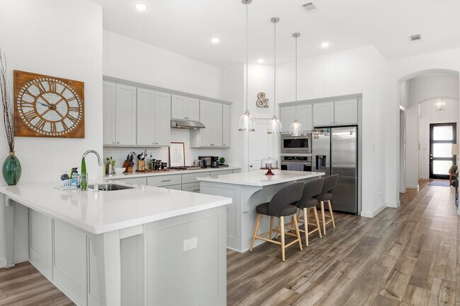 Building Photo - 23607 Bottlebrush Terrace Trl