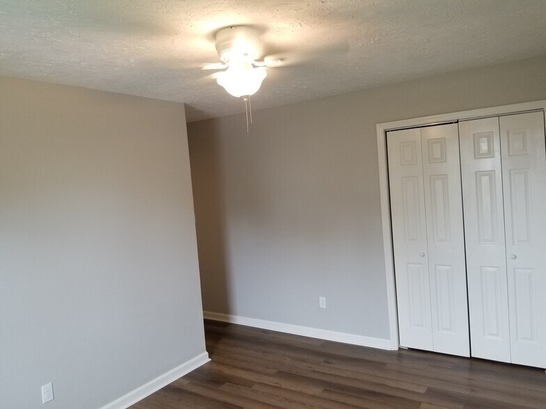 Bedroom 2 - 1445 Toshiba Drive, #B