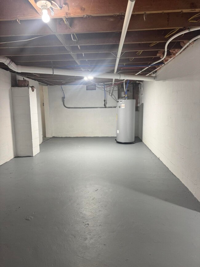 Building Photo - 501 Webb Ridge Rd