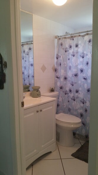 Building Photo - 11455 SW 82nd Ave