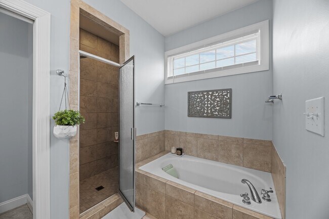 Building Photo - 149 Hilda Dr