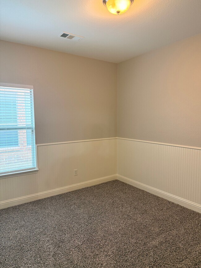 Building Photo - 3105 Whispering Pine Blvd