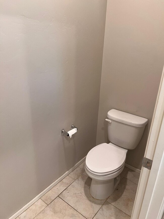 Building Photo - 6183 S Water Fountain Dr