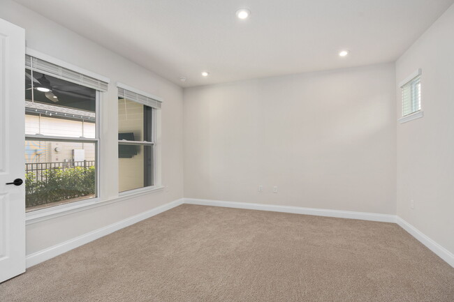 Building Photo - 6504 Barnstorm Wy