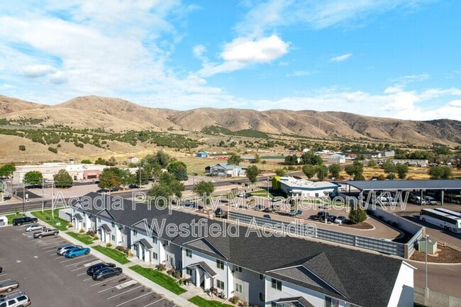 Building Photo - 5741 S 5th Ave