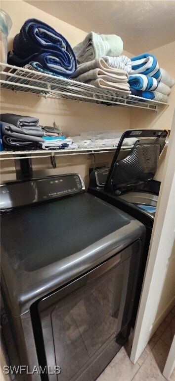 Building Photo - 1051 Foxfire Ln