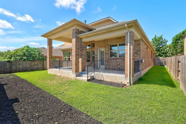 Building Photo - 213 Southern Cross Dr