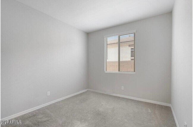 Building Photo - 10724 W San Juan Ave