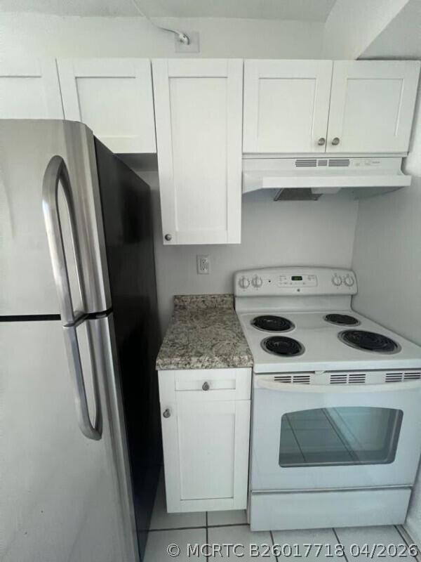 Building Photo - 371 Sunshine Dr
