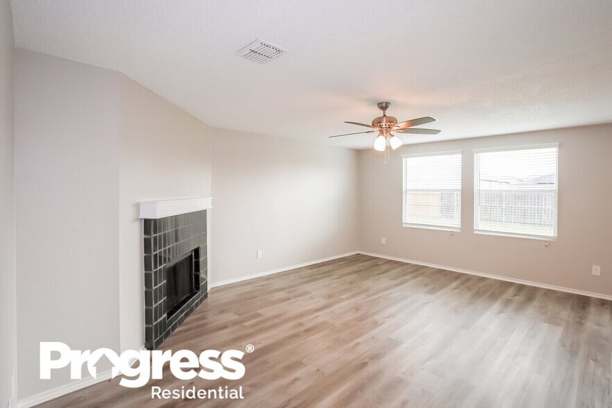 Building Photo - 3609 Butler Dr