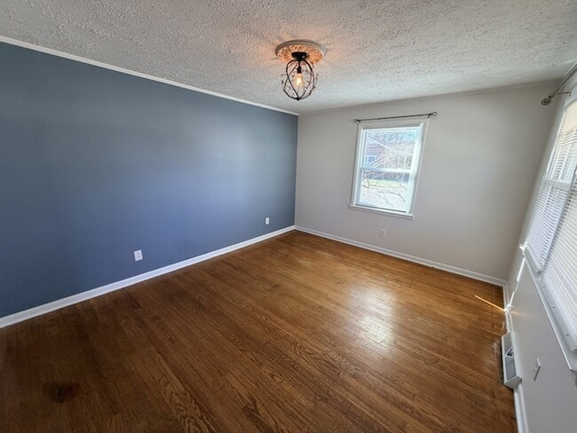 Building Photo - 311 3rd Ave NW