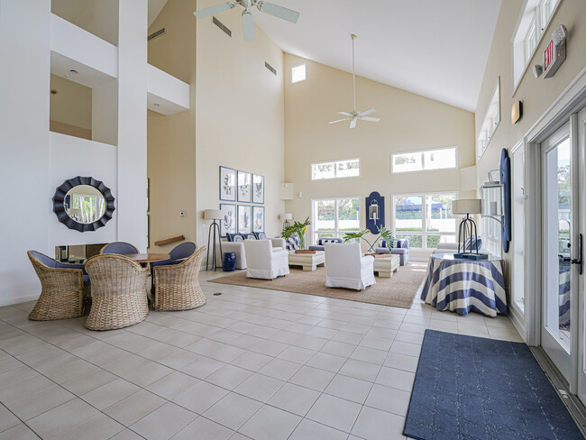 Building Photo - 8405 Red Bay Ct