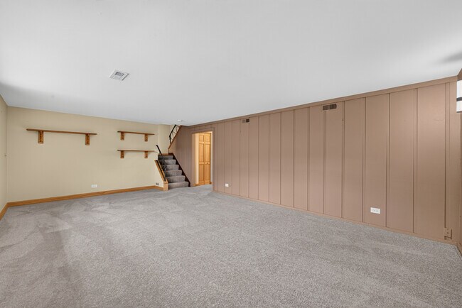 Building Photo - 135 Jeffery Ln