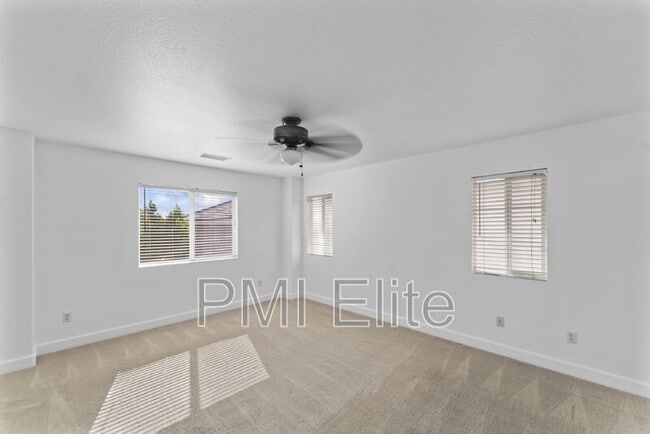 Building Photo - 24619 Montevista Cir