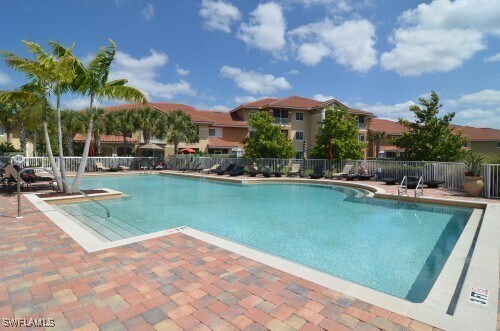 Building Photo - 13100 Bella Casa Cir