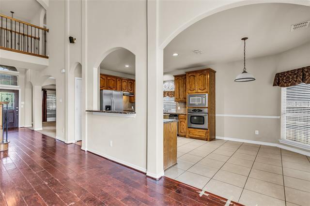 Building Photo - 5013 Sunwood Cir