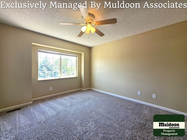 Building Photo - 5920 Kittery Dr