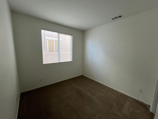 Building Photo - 11155 Picard Pl