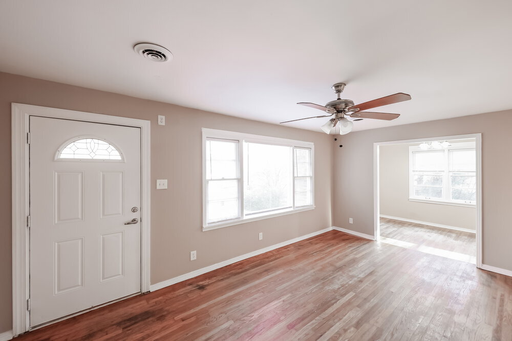 Building Photo - 2568 Forestdale Blvd