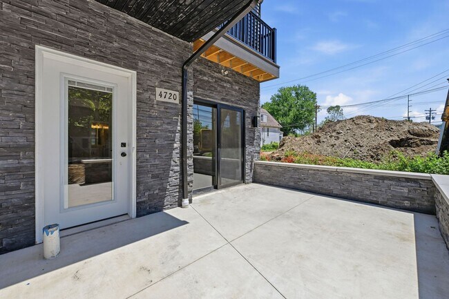 Building Photo - Stop Searching. Start Living & Come Home to Comfort.