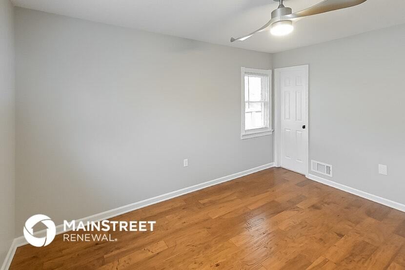 Building Photo - 3087 Newmarket Dr