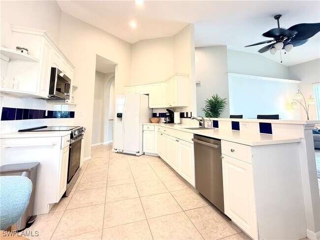 Building Photo - 6325 Wilshire Pines Cir