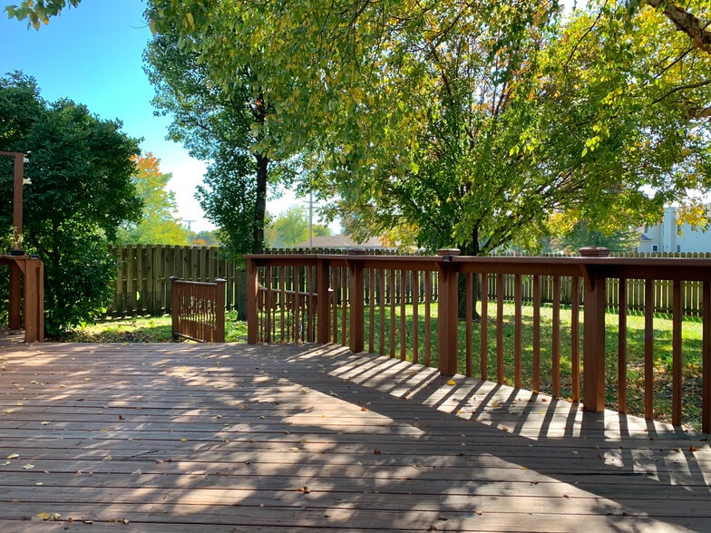 Building Photo - 3526 Teakwood Dr