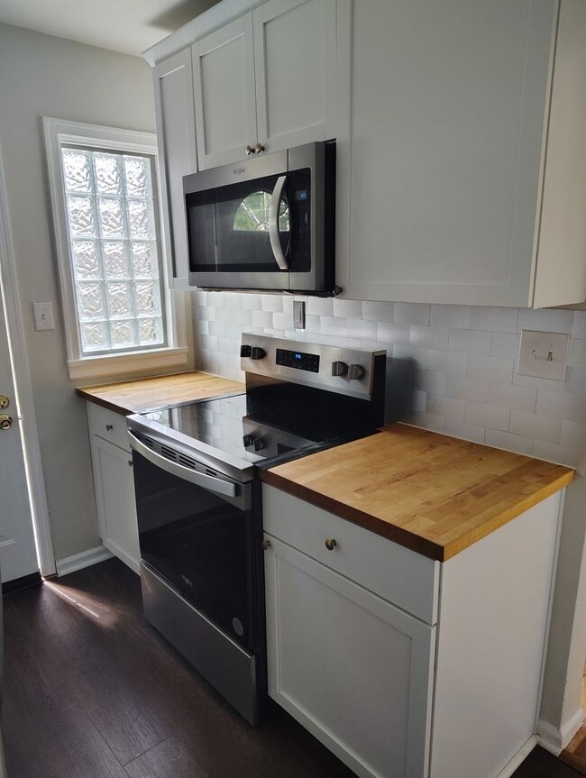 Building Photo - 2 Bed, 1 Bath Home for Rent