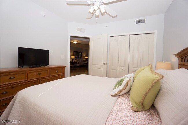 Building Photo - 7819 Regal Heron Cir