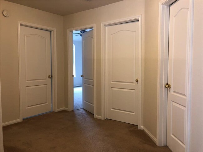 Building Photo - 3604 Roller Crossing