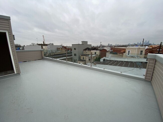 Building Photo - 2609 Almond St