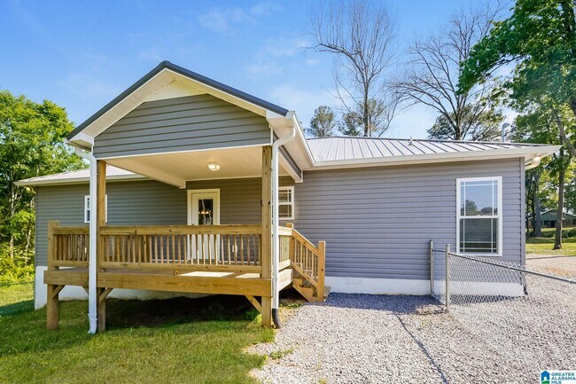 Building Photo - 3757 Graves Gap Rd