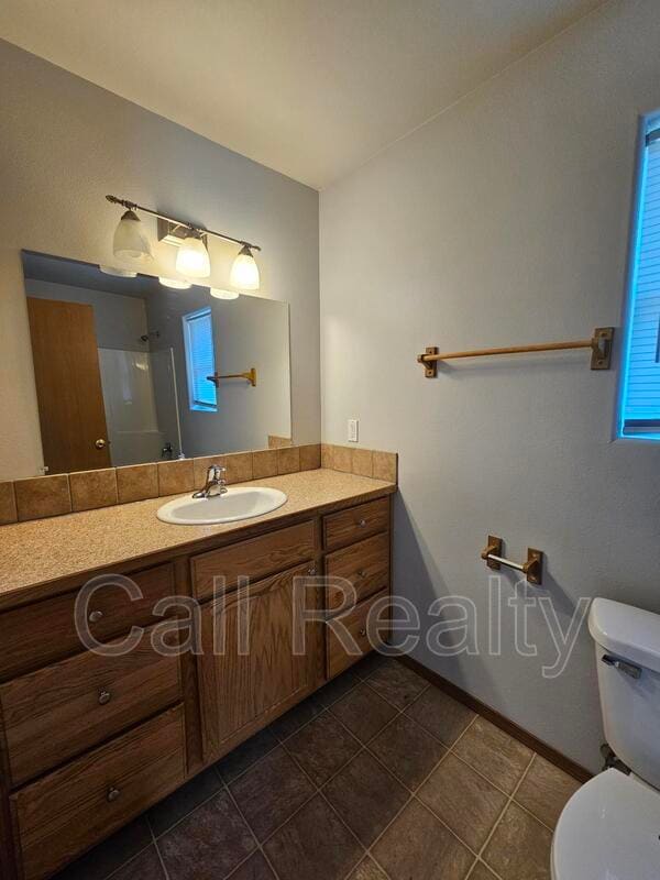 Building Photo - 2420 E Joseph Ave