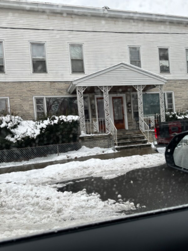 Primary Photo - 2419 6th Ave