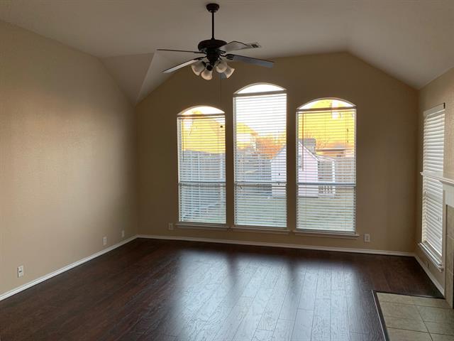 Building Photo - 1338 Napa Dr