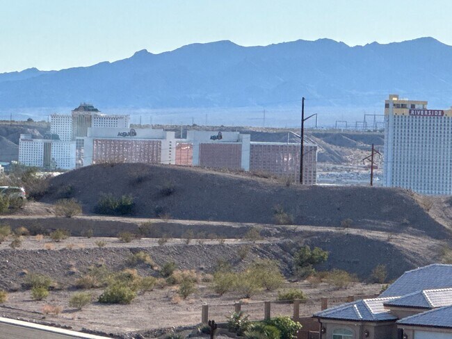 Building Photo - 2834