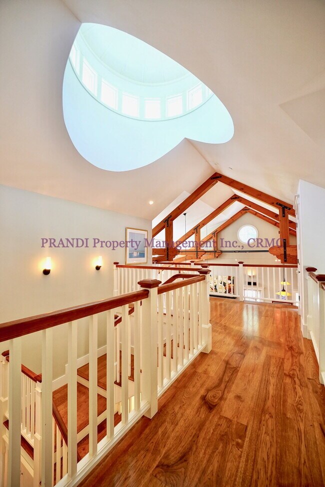 Building Photo - Coming soon!  Exquisite Mill Valley Home.