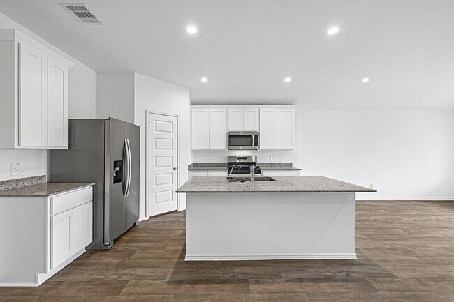 Building Photo - 31230 Yatesbury Ln