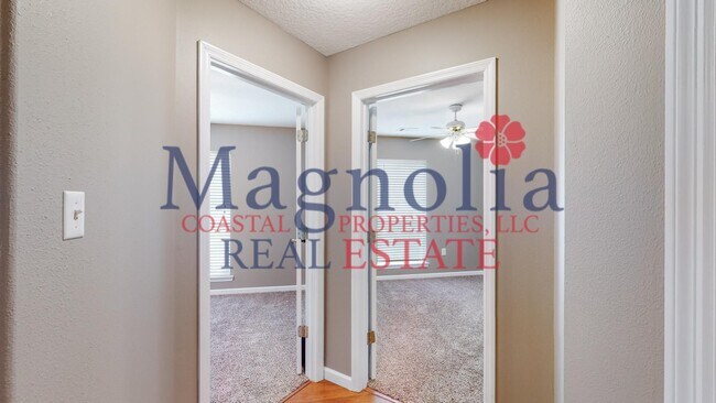 Building Photo - 3 Bedroom 2 Bathroom Home - Hope Creek Subdivision - Richmond Hill