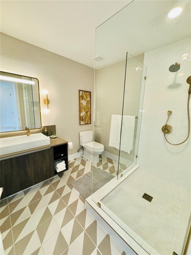 Building Photo - 159 NE 6th St