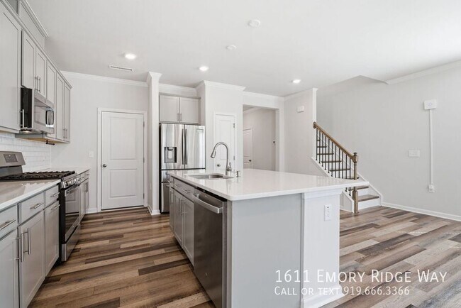 Building Photo - 1611 Emory Ridge Way