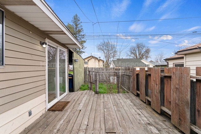 Building Photo - 37 E Rockwell Ave