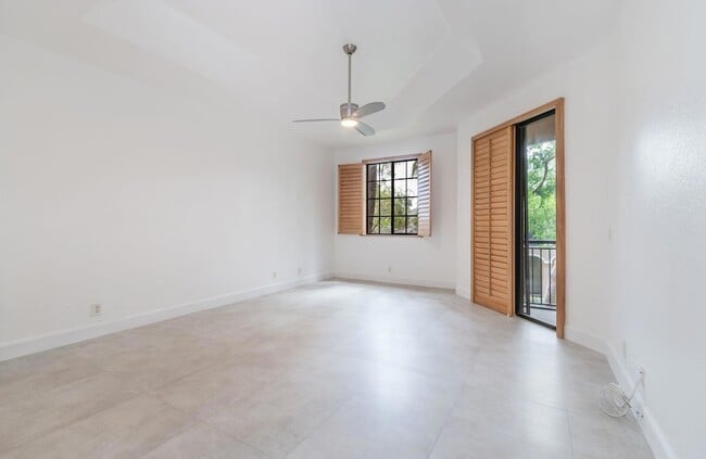 Building Photo - 2604 Center Ct Dr