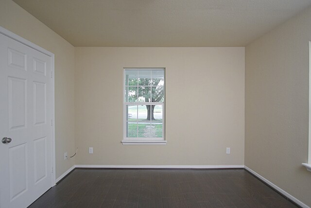 Building Photo - Homes For Rent In TX: Texas City 77590 – 9th Ave N 2BR