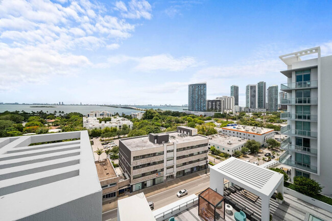 Building Photo - 3900 Biscayne Blvd