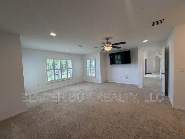 Building Photo - 16 Kalendar Ct