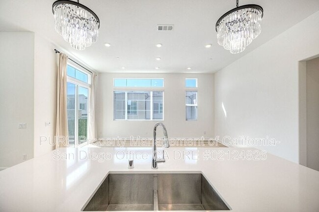 Building Photo - 777 Mateo St