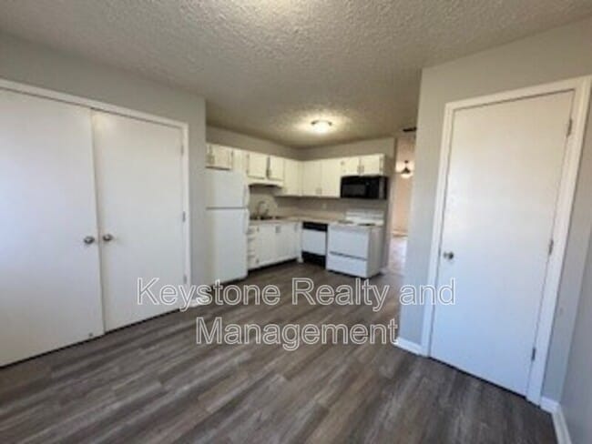 Building Photo - 3318 Royster Ln