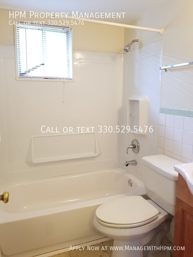 Building Photo - 2381 Newton-