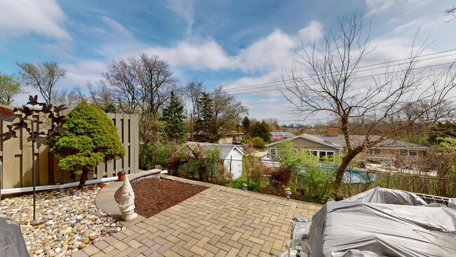 Building Photo - 8305 High Point Cir